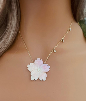 18KT Gold Light Pink Flower Necklace with Zircon