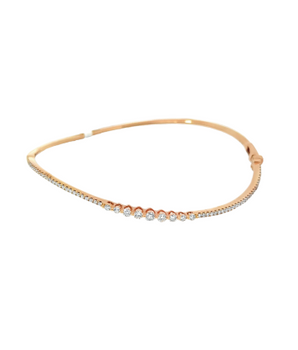 0.56 CT Diamond Bracelet with Graduated Stones in 18KT Gold